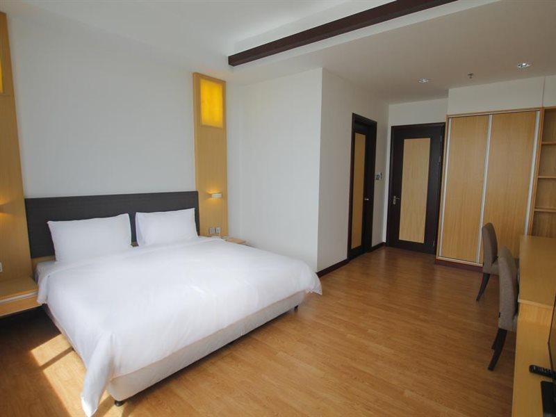 Imperial Suites Miri , Diamond Tower Exterior photo