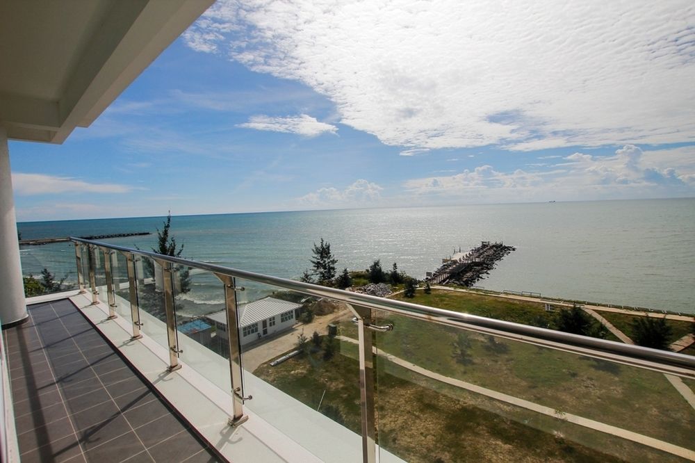 Imperial Suites Miri , Diamond Tower Exterior photo