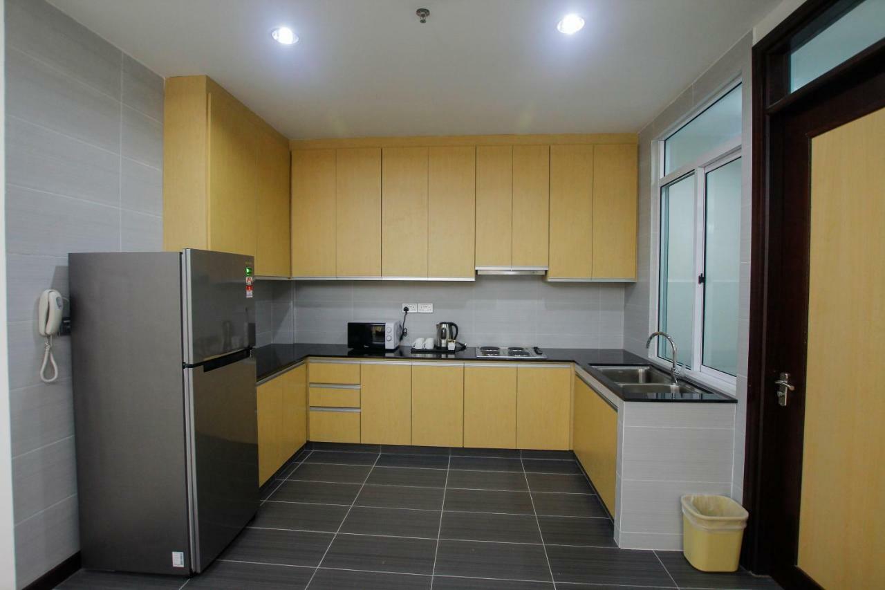 Imperial Suites Miri , Diamond Tower Exterior photo